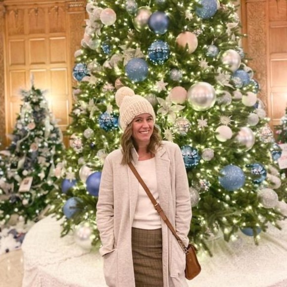 Meet your Posher, Rachel - Picture 1 of 1